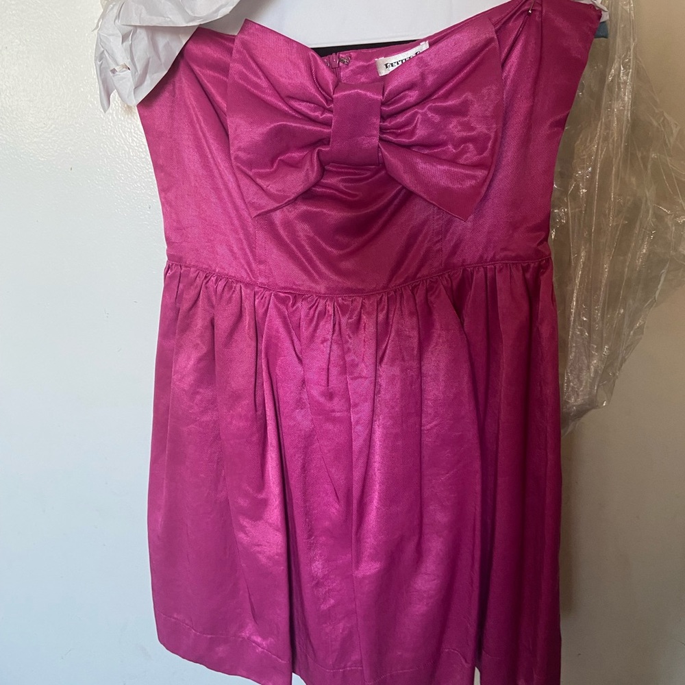 Pink strapless dress